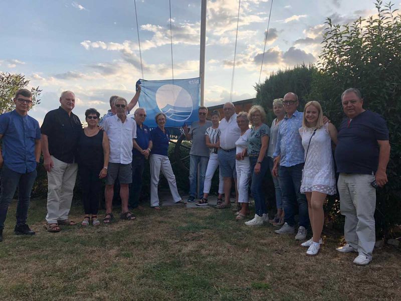 Sportbootverein erhält die Auszeichnung „Blaue Flagge“